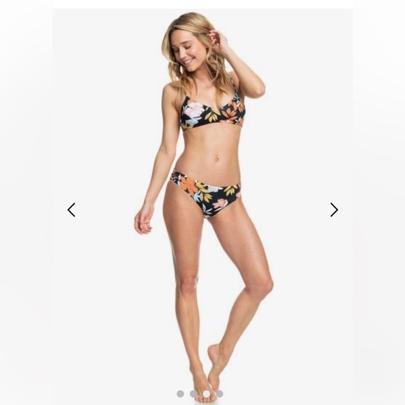 Roxy Other - NWT 2 Pc ROXY Beach Classics Molded Triangle Bikini Top+Classics Hipster Bottoms
